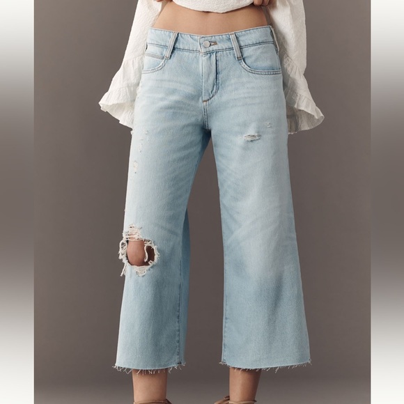 Pilcro Denim - Pilcro Low-Rise Crop Wide-Leg Distressed Jeans